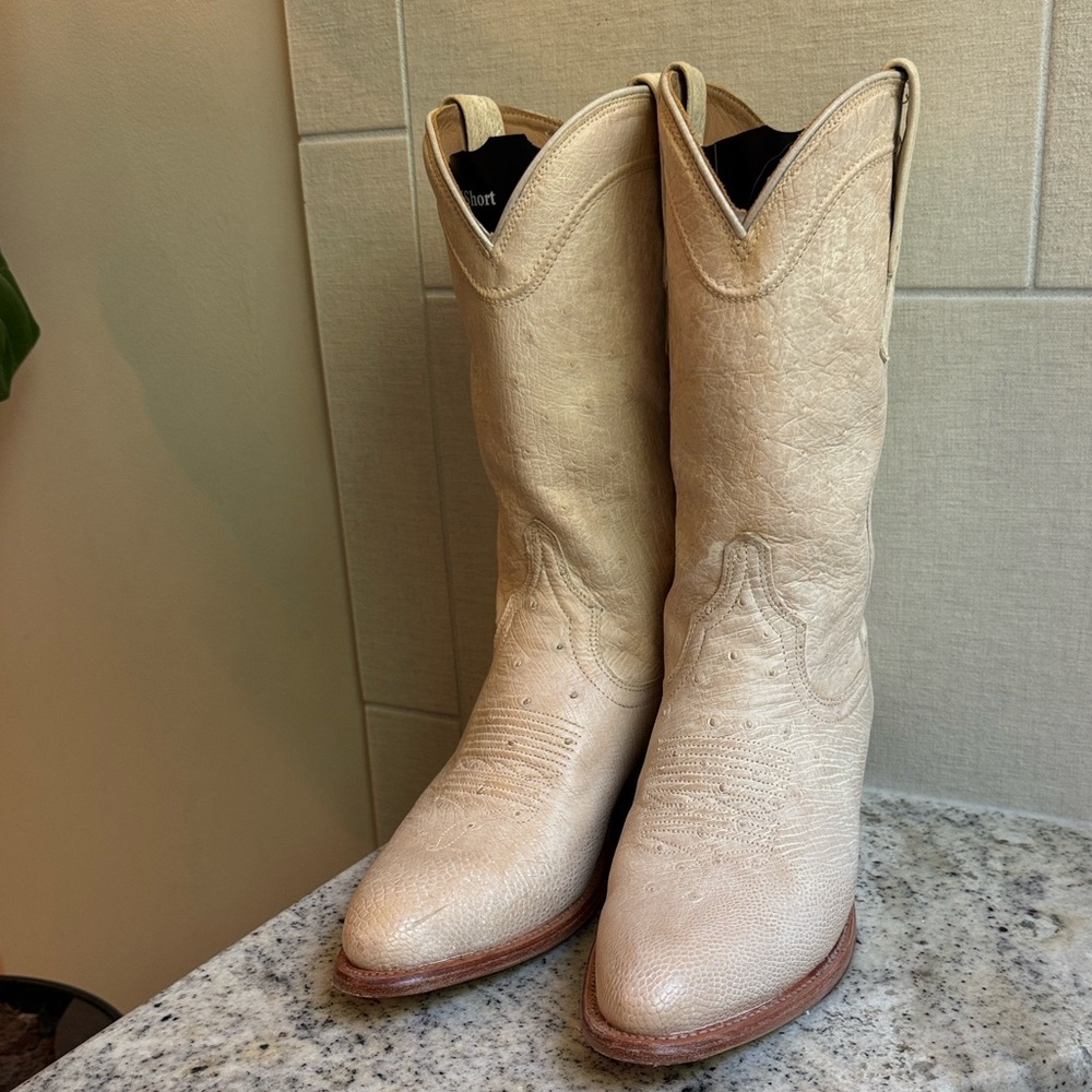Tecovas Original Chloes In Pearl Smooth Ostrich size 8.5